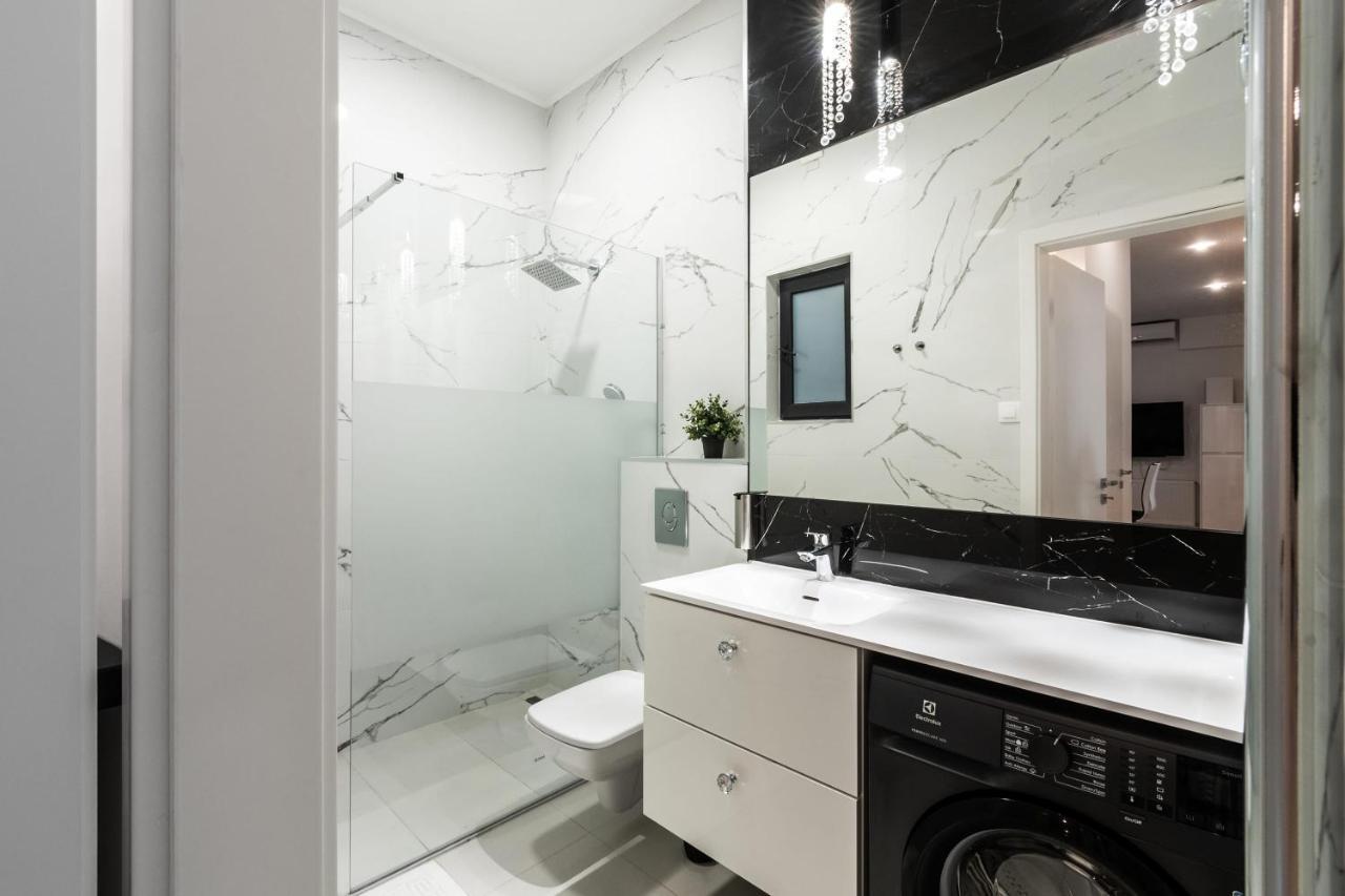 Quiet Very Central & Stylish Apt Budapest Extérieur photo